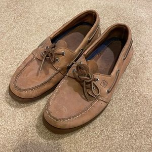 Leather sperry